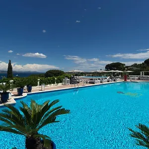 https://villa-althoff-belrose.fr-provencehotel.com
