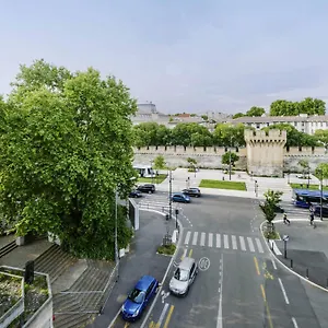 https://ibis-centre-gare.fr-provencehotel.com