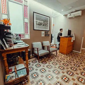https://som-nit-triomf.hotelscatalonia.net